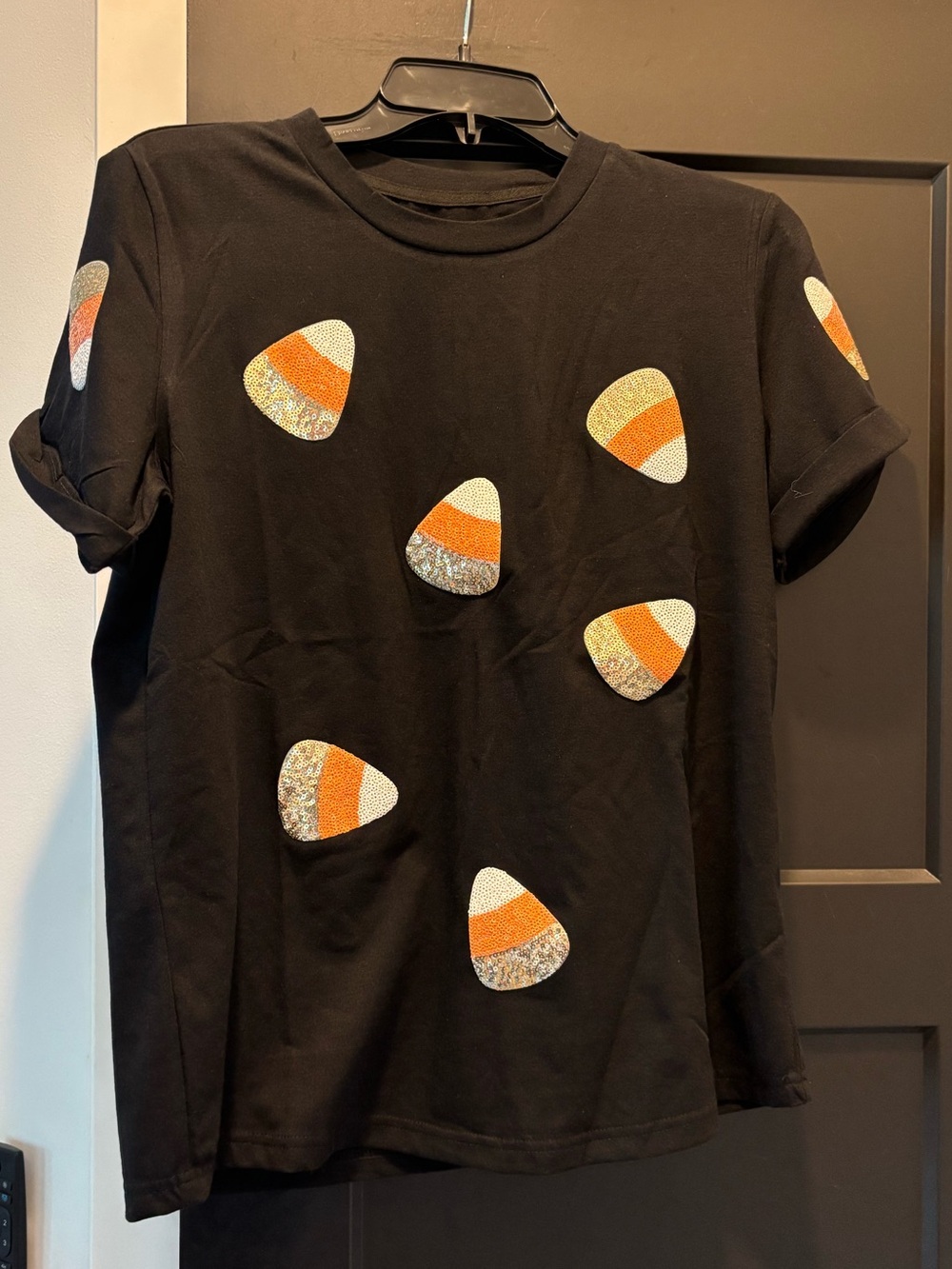 Halloween Women’s Sequin Candy Corn Top Tee Shirt Small Black Orange Embellished